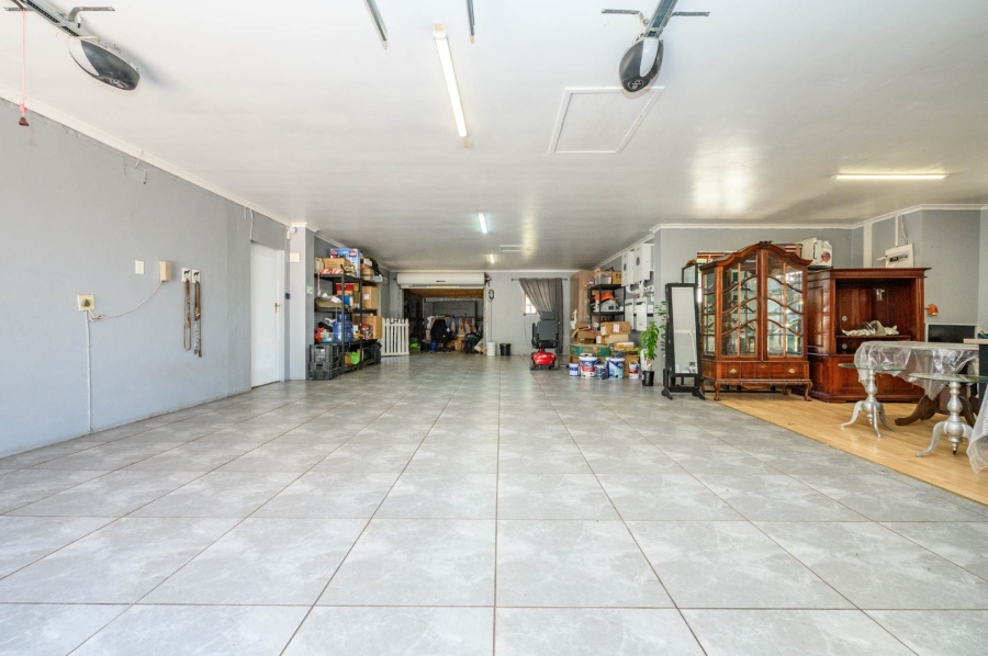 4 Bedroom Property for Sale in Walmer Eastern Cape